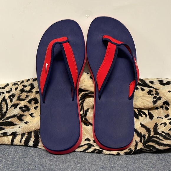 Nike Celso size 9 university red and blue flip flop - Picture 3 of 7